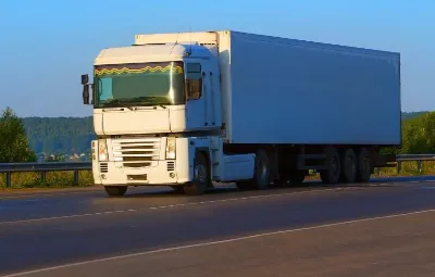 Adana ile Okmeydanı Arası Öğrenci Eşyası Taşıma